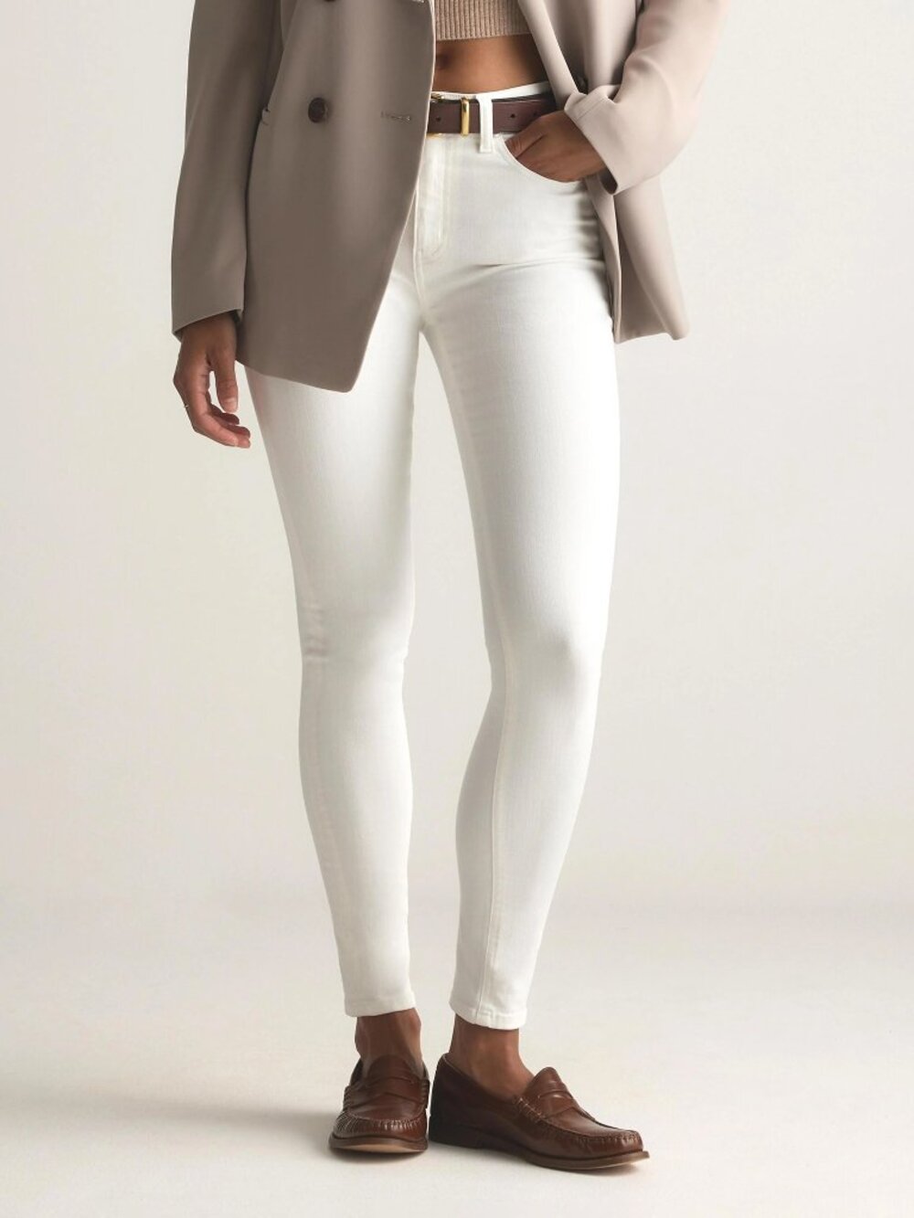 NWT Women's Bella ORGANIC COTTON Stretch Skinny Jeans, Cloud White, size 29